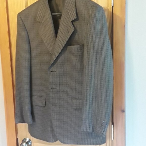Jeffery Banks Other - Jeffery Banks Couture Brown Paid Sports Jacket